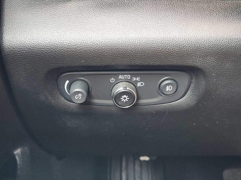 2018 Chevrolet Traverse - Image 22