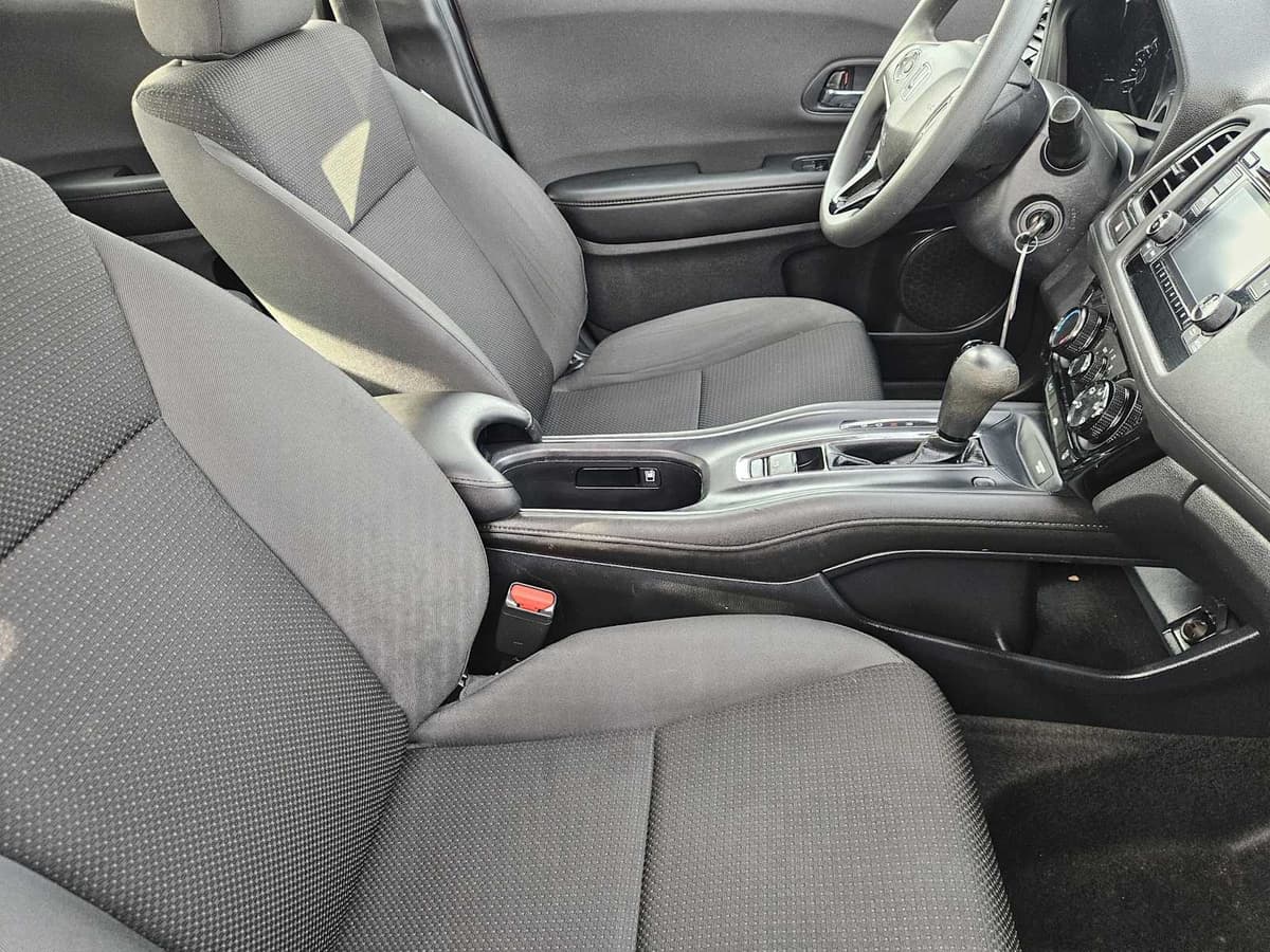 2022 Honda HR-V - Image 13