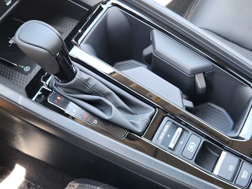 2026 Honda Accord Hybrid - Image 16