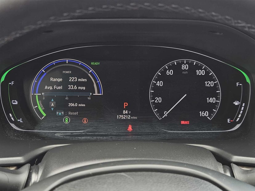 2018 Honda Accord Hybrid - Image 16