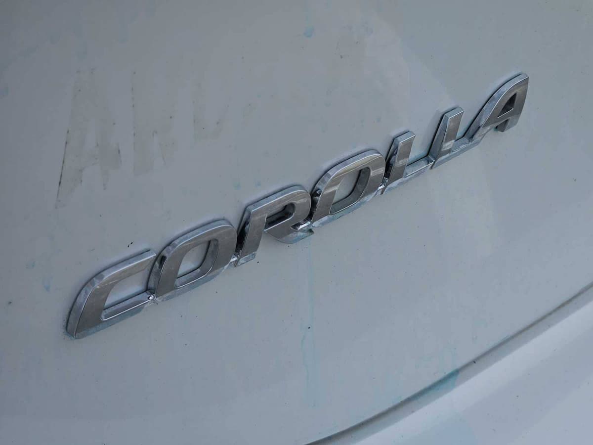 2014 Toyota Corolla - Image 11