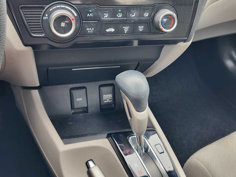 2013 Honda Civic - Image 19