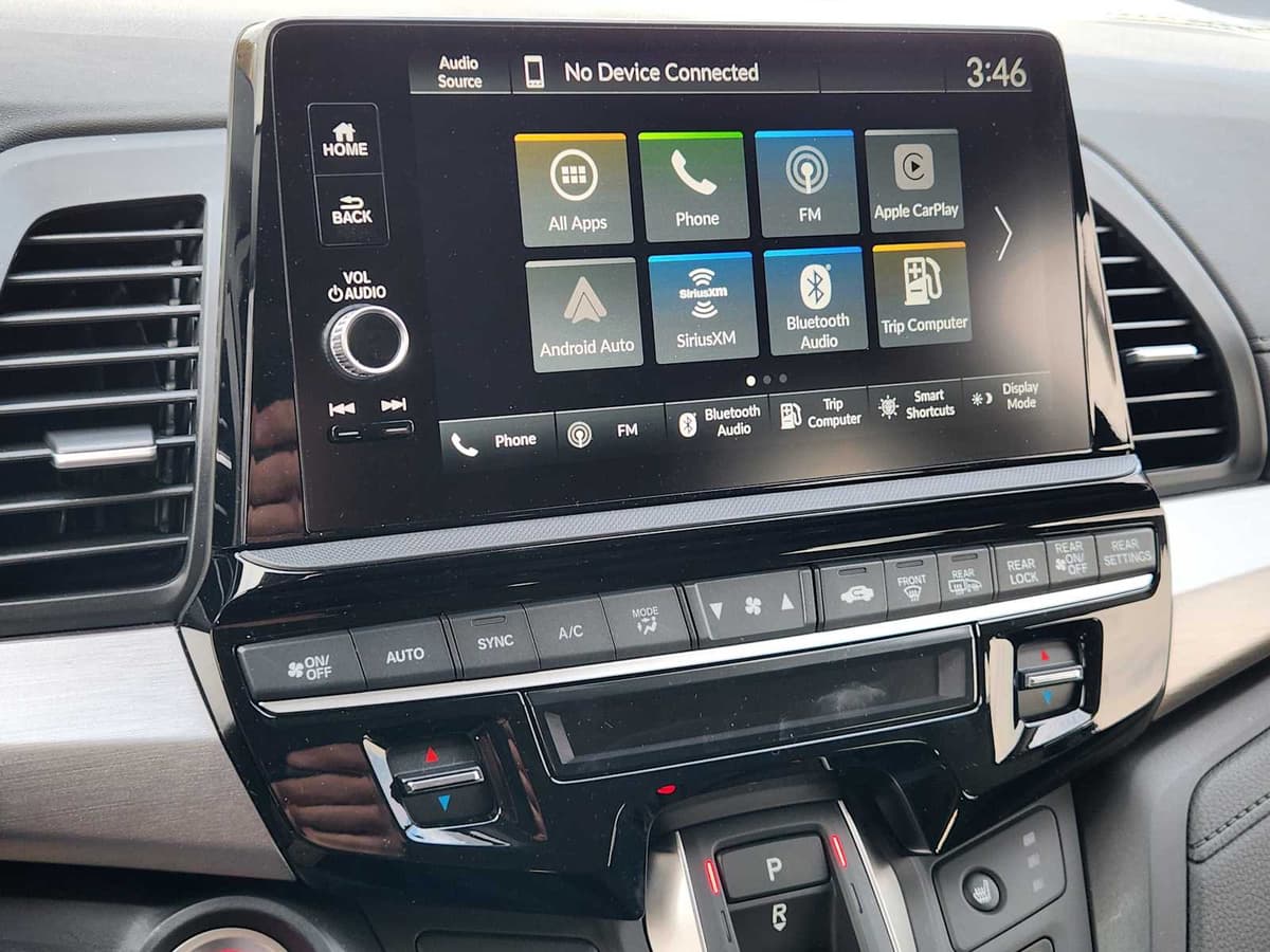 2026 Honda Odyssey - Image 13