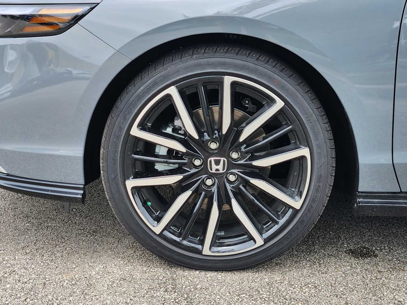 2026 Honda Accord Hybrid - Image 7