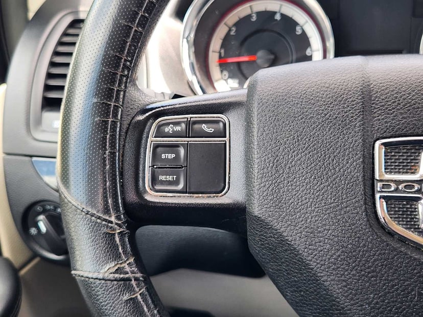 2019 Dodge Grand Caravan - Image 25