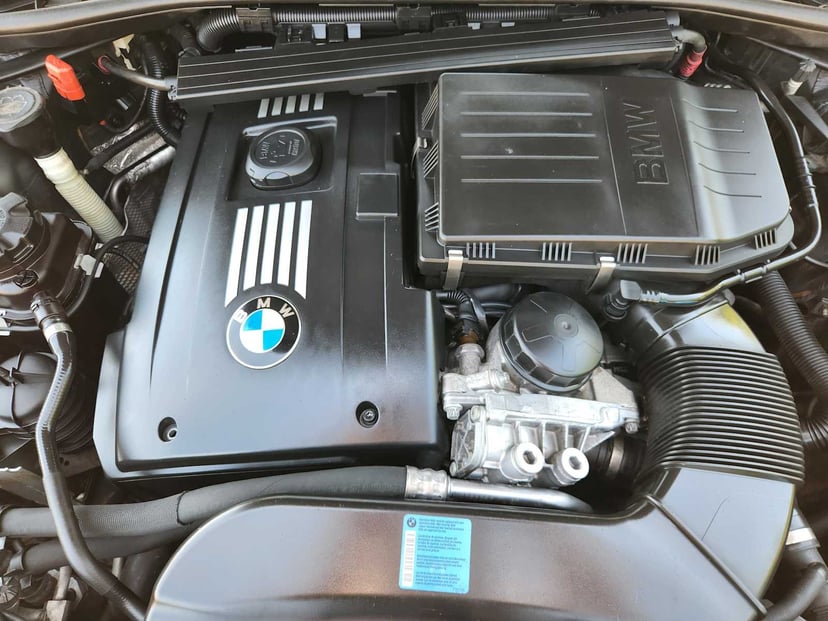 2009 BMW 335i - Image 30