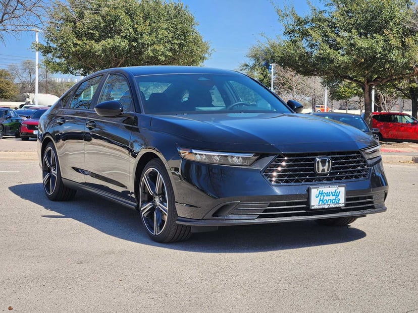 2026 Honda Accord Hybrid - Image 2