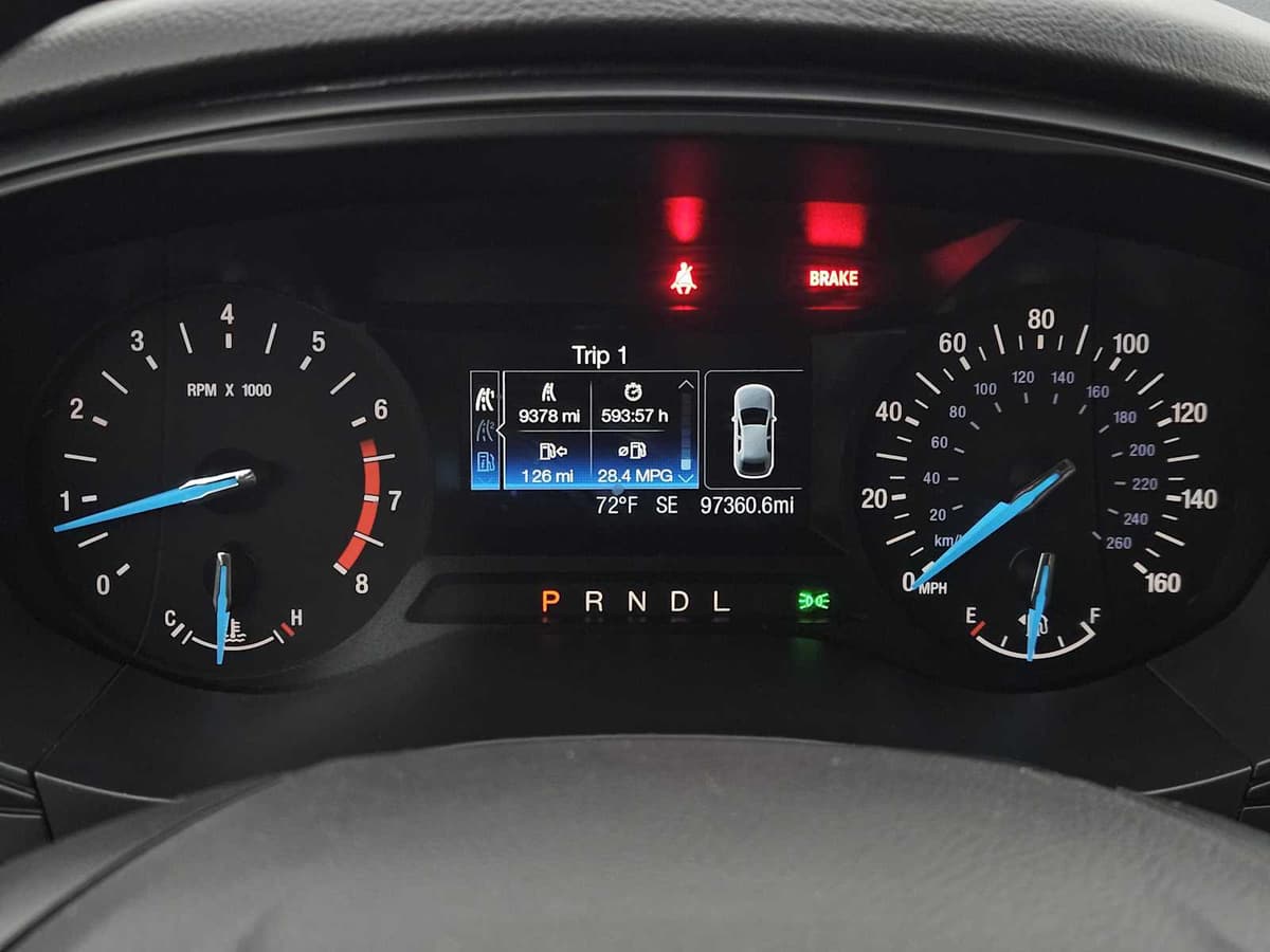 2020 Ford Fusion - Image 15