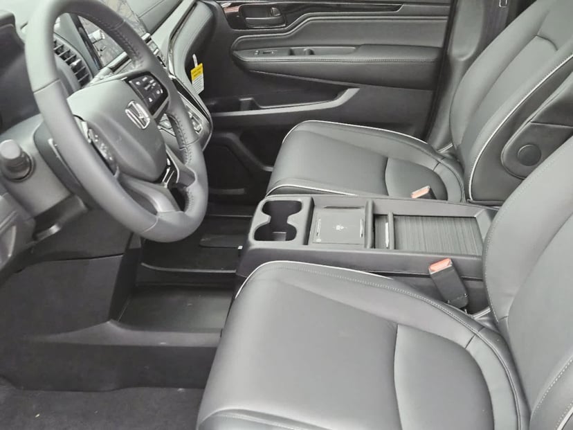 2026 Honda Odyssey - Image 11