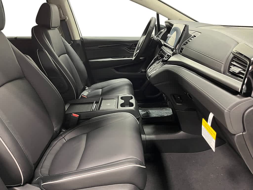 2026 Honda Odyssey - Image 29