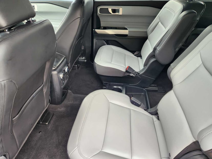 2021 Ford Explorer - Image 30