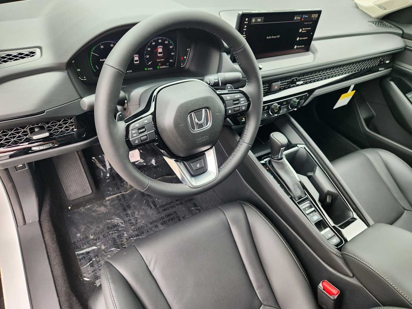 2026 Honda Accord Hybrid - Image 11