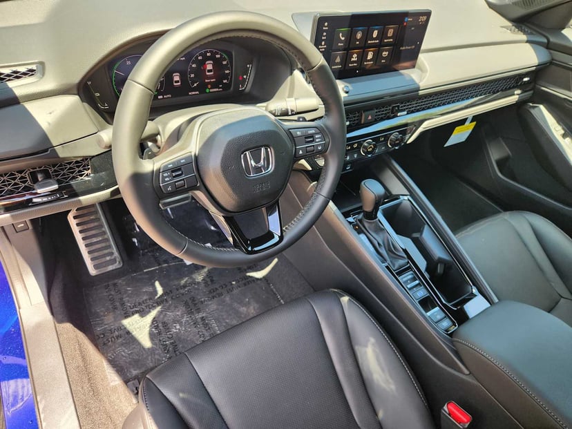 2026 Honda Accord Hybrid - Image 11