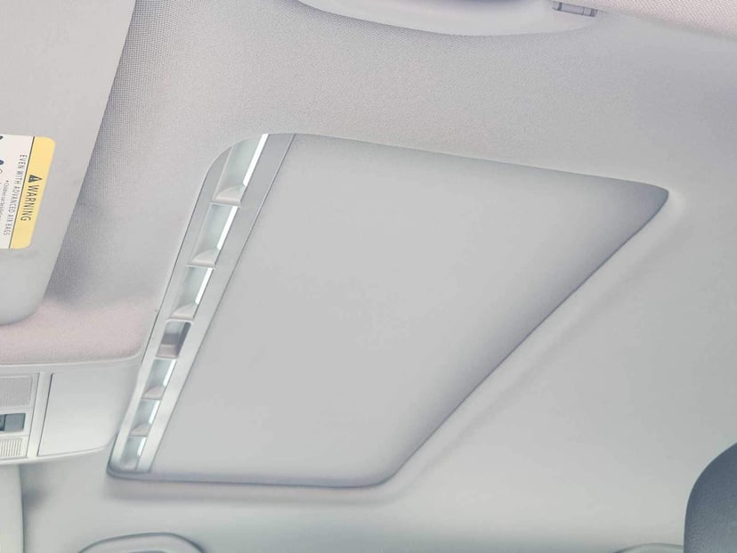 2016 Volkswagen Passat - Image 25
