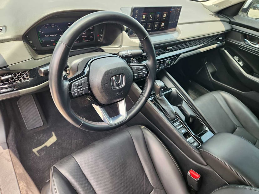 2023 Honda Accord Hybrid - Image 2