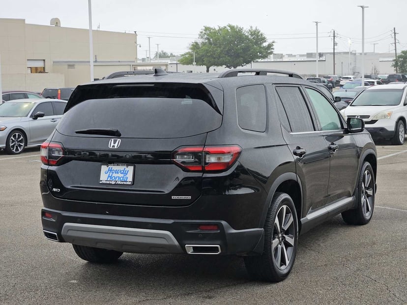 2023 Honda Pilot - Image 5