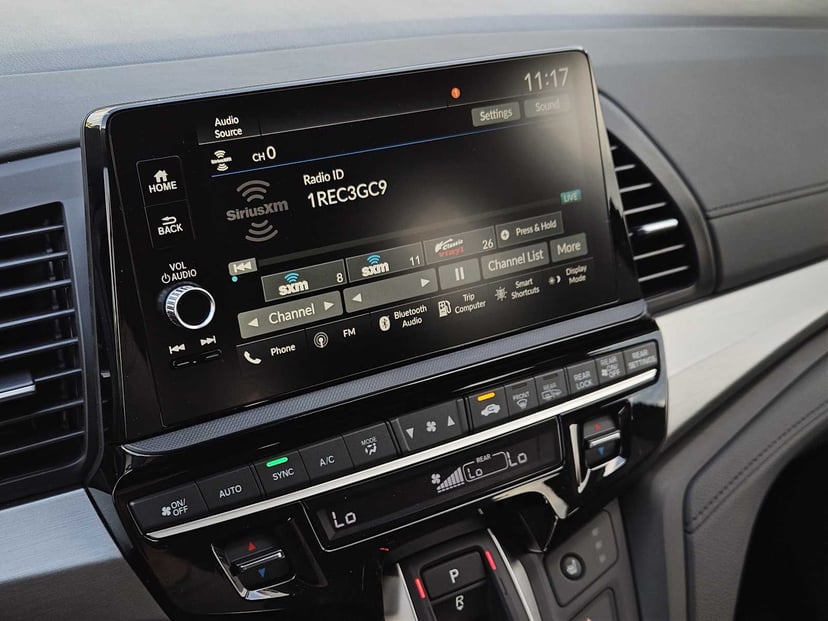 2026 Honda Odyssey - Image 13