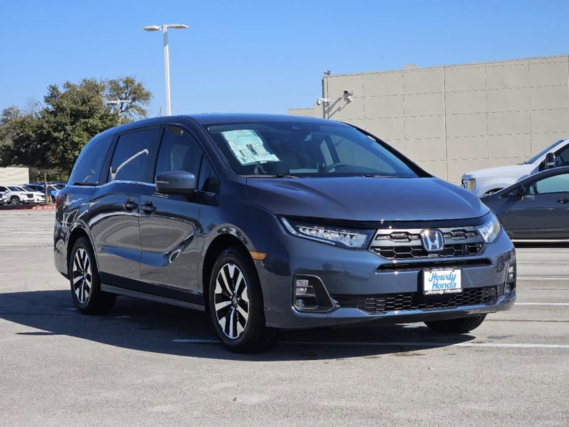 2026 Honda Odyssey - Image 2