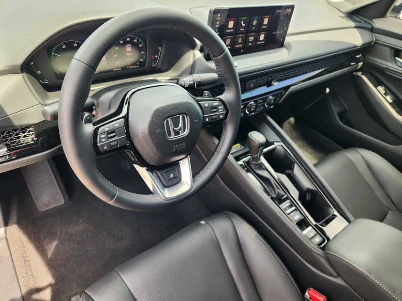 2025 Honda Accord Hybrid - Image 2