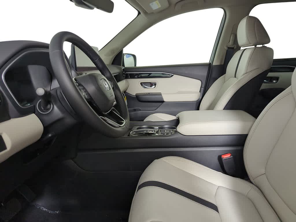 2026 Honda Pilot - Image 13