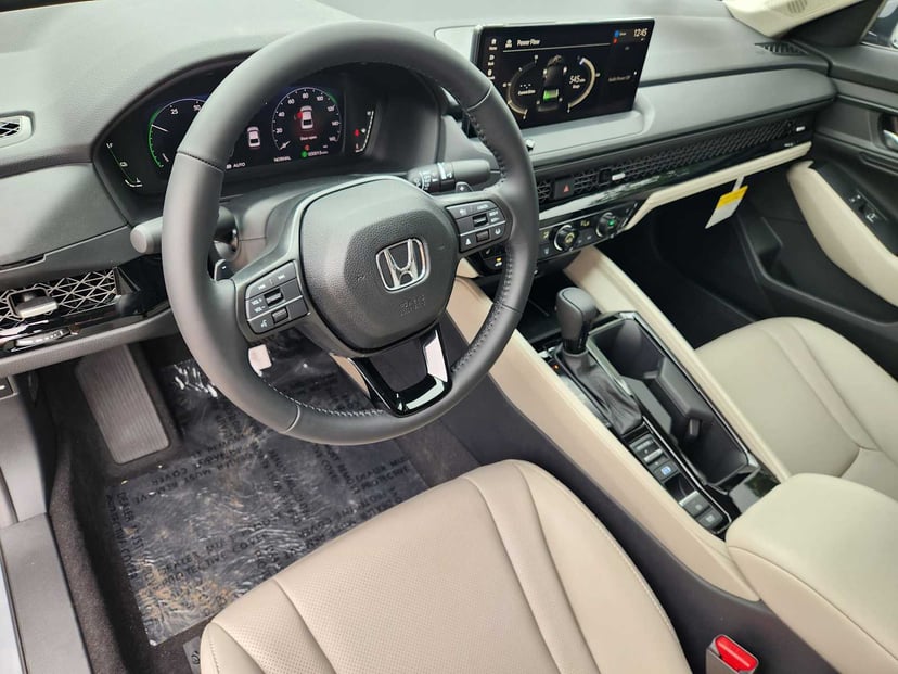 2026 Honda Accord Hybrid - Image 2