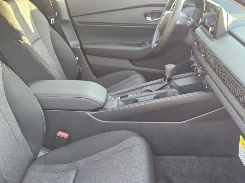 2025 Honda Accord - Image 12
