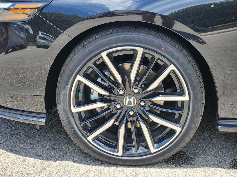 2026 Honda Accord Hybrid - Image 7