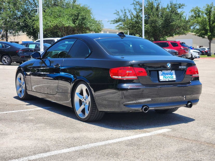 2009 BMW 335i - Image 5