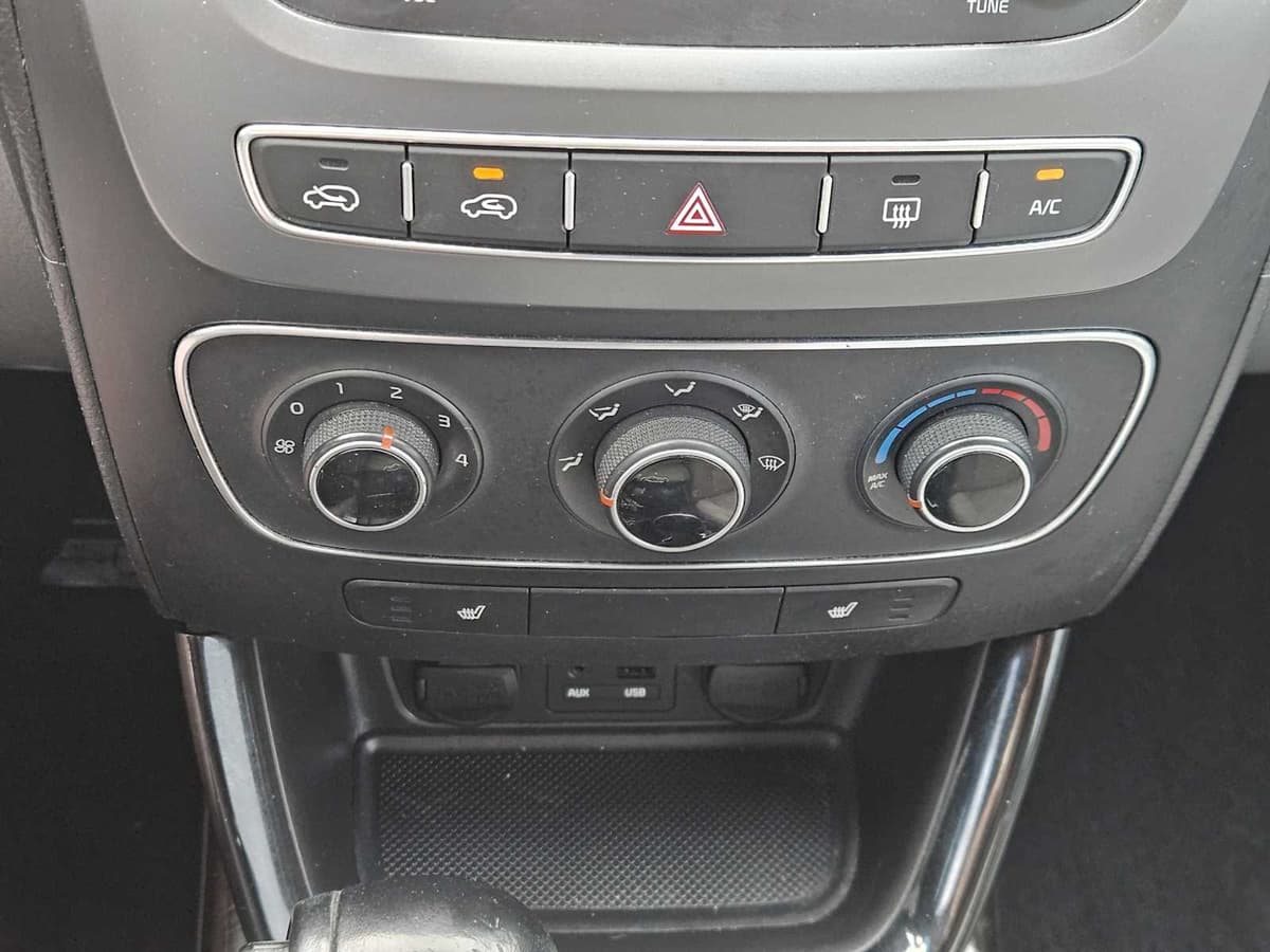 2015 Kia Sorento - Image 19