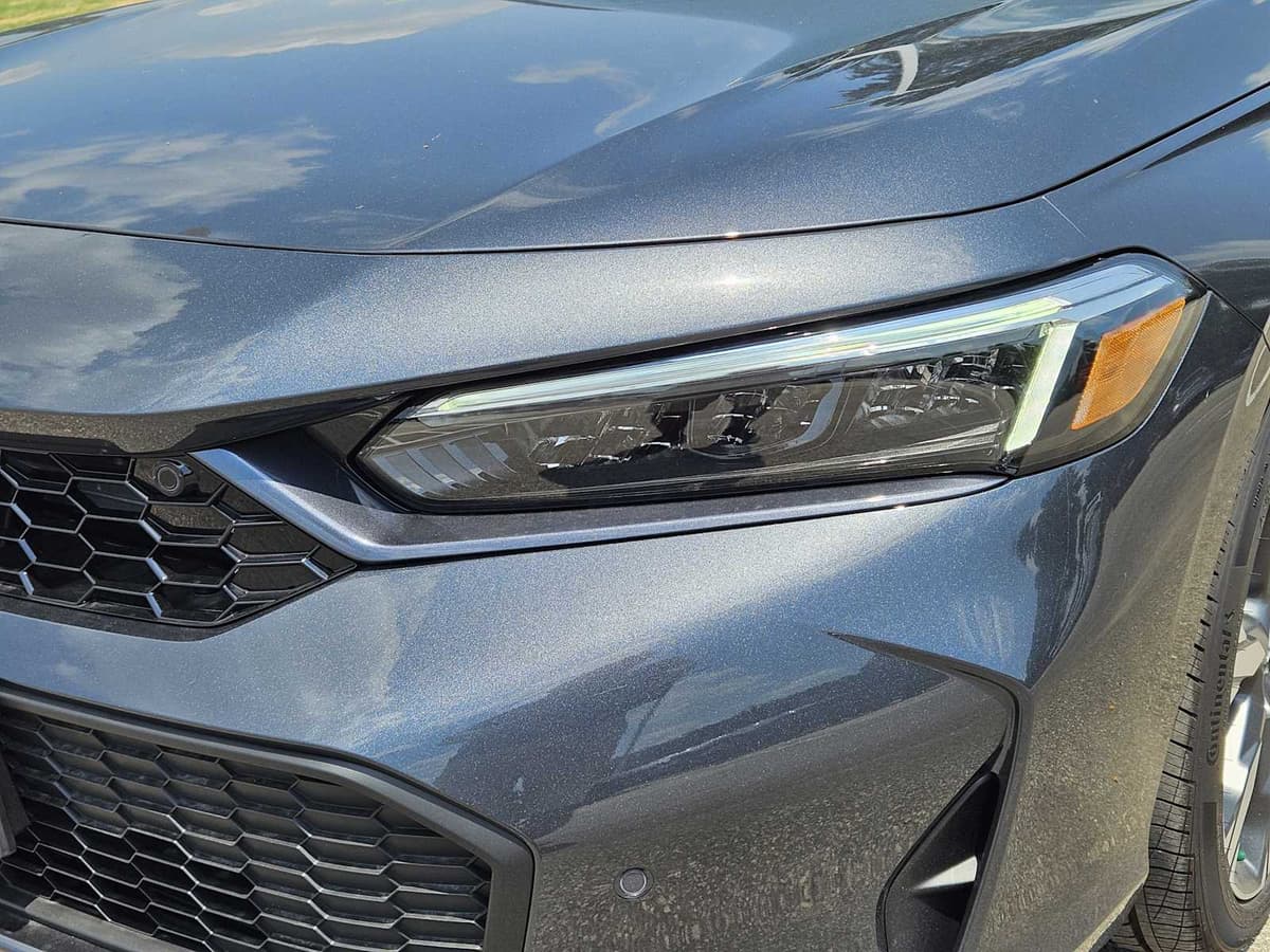 2026 Honda Civic Hybrid - Image 7