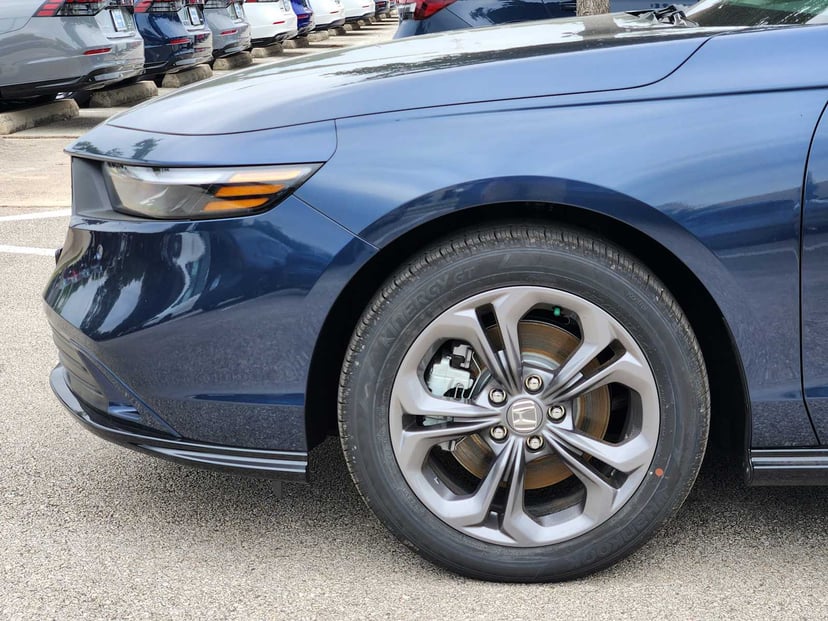 2026 Honda Accord Hybrid - Image 6
