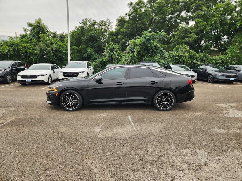 2021 Kia K5 - Image 4