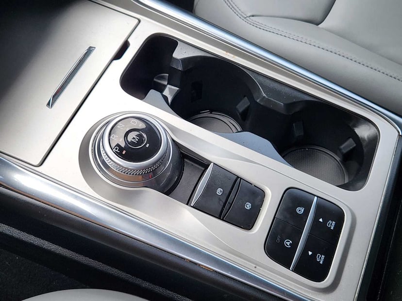 2021 Ford Explorer - Image 20