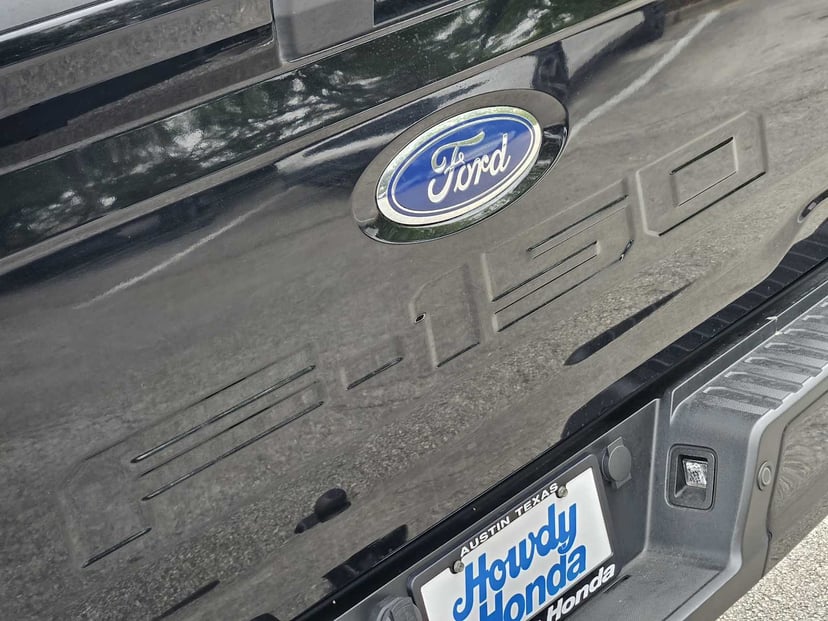 2022 Ford F-150 - Image 11