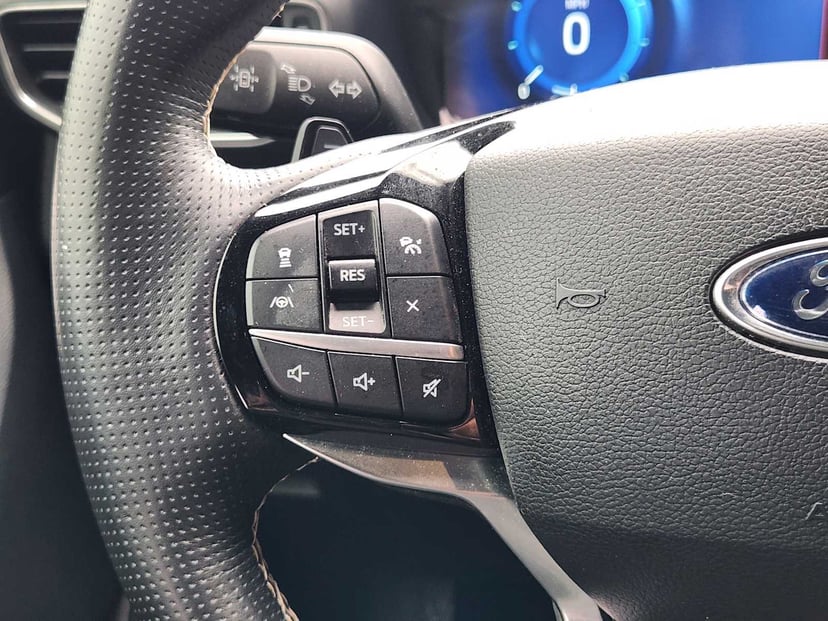 2021 Ford Explorer - Image 27