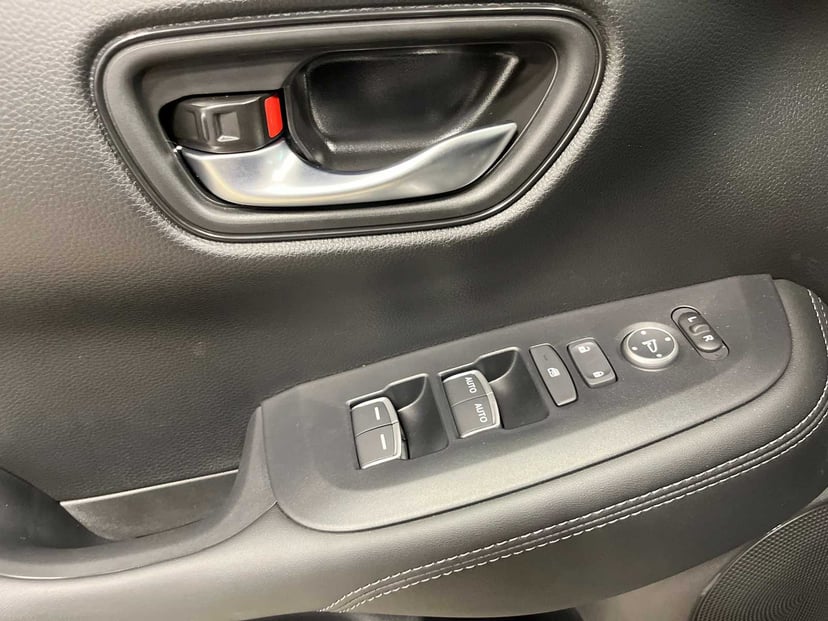 2027 Honda HR-V - Image 13