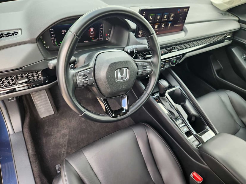 2024 Honda Accord Hybrid - Image 2