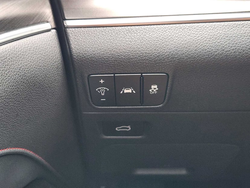 2021 Kia K5 - Image 22