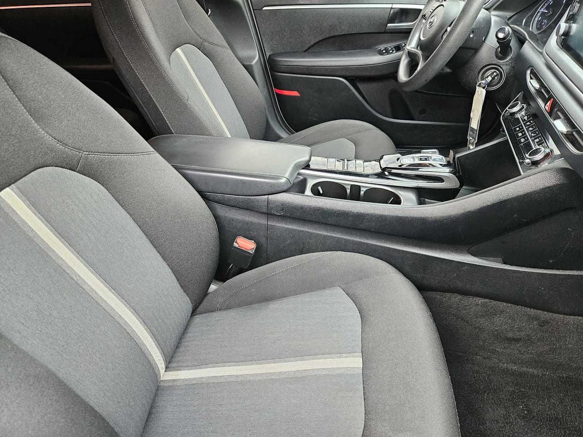 2021 Hyundai Sonata - Image 13