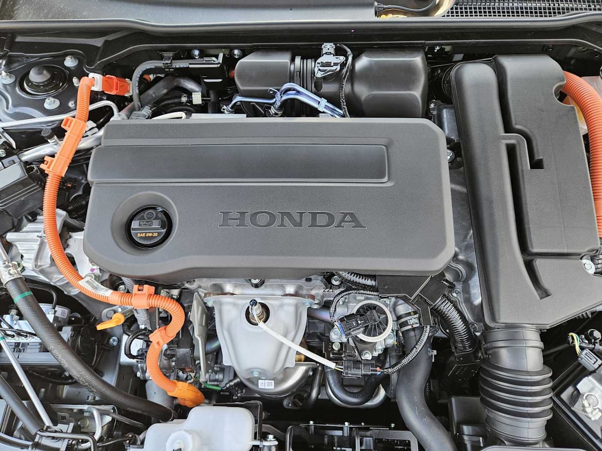 2026 Honda Civic Hybrid - Image 12