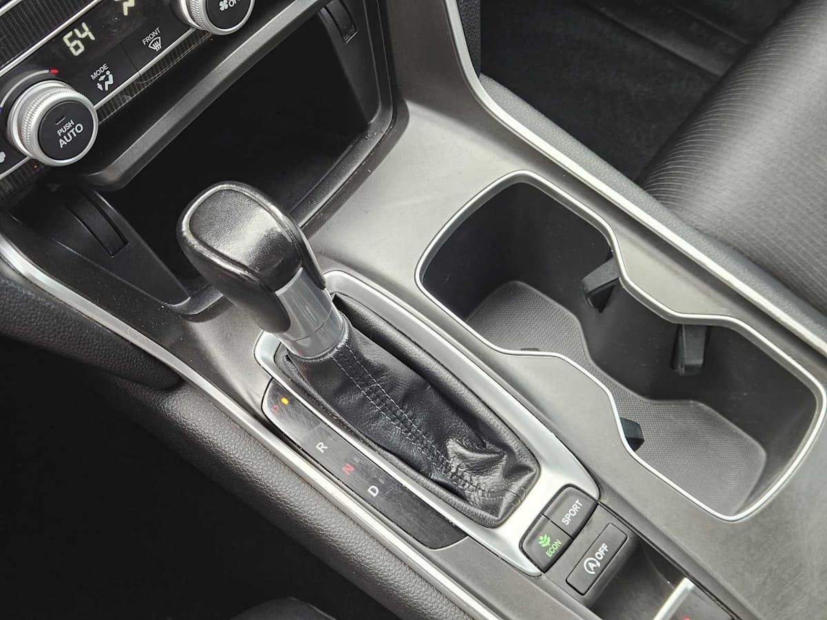 2021 Honda Accord Sedan - Image 20