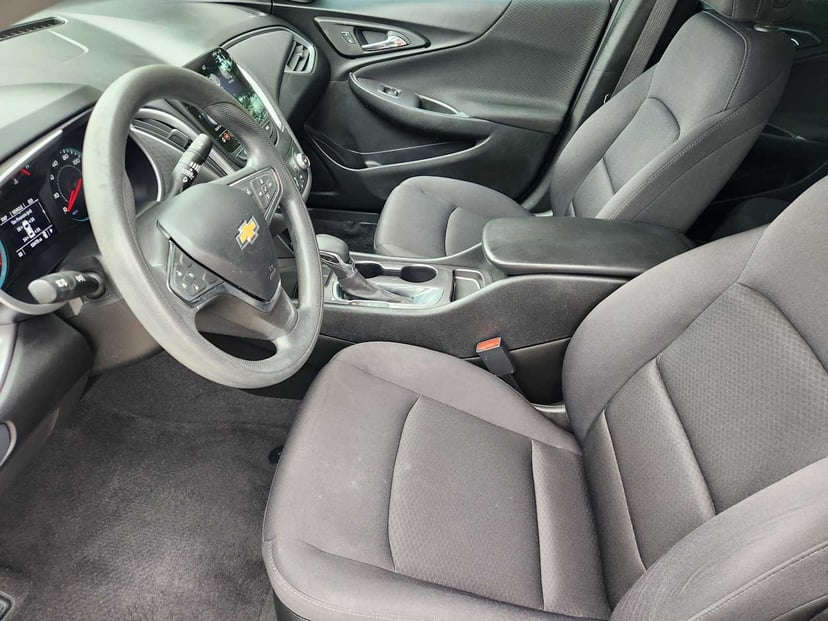 2021 Chevrolet Malibu - Image 13