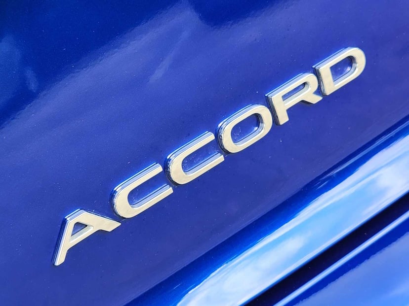2025 Honda Accord Hybrid - Image 12