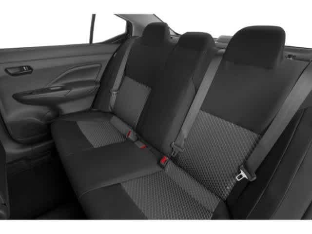 2021 Nissan Versa - Image 16