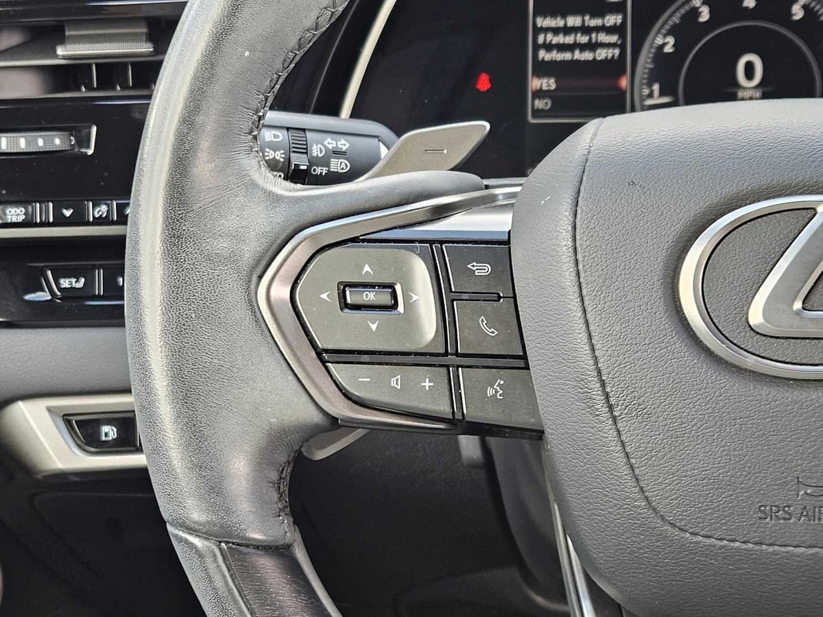 2023 LEXUS RX - Image 27