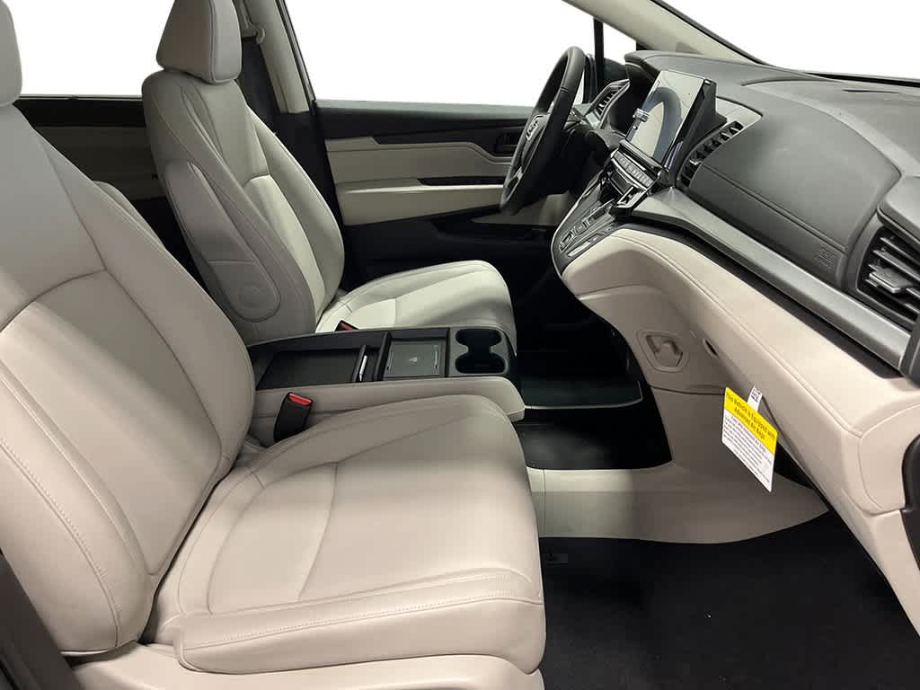 2026 Honda Odyssey - Image 26
