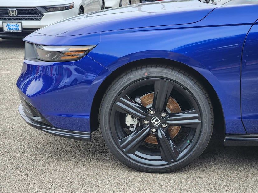 2026 Honda Accord Hybrid - Image 6