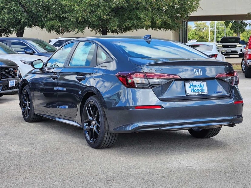 2026 Honda Civic Hybrid - Image 4