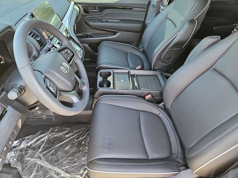 2026 Honda Odyssey - Image 11