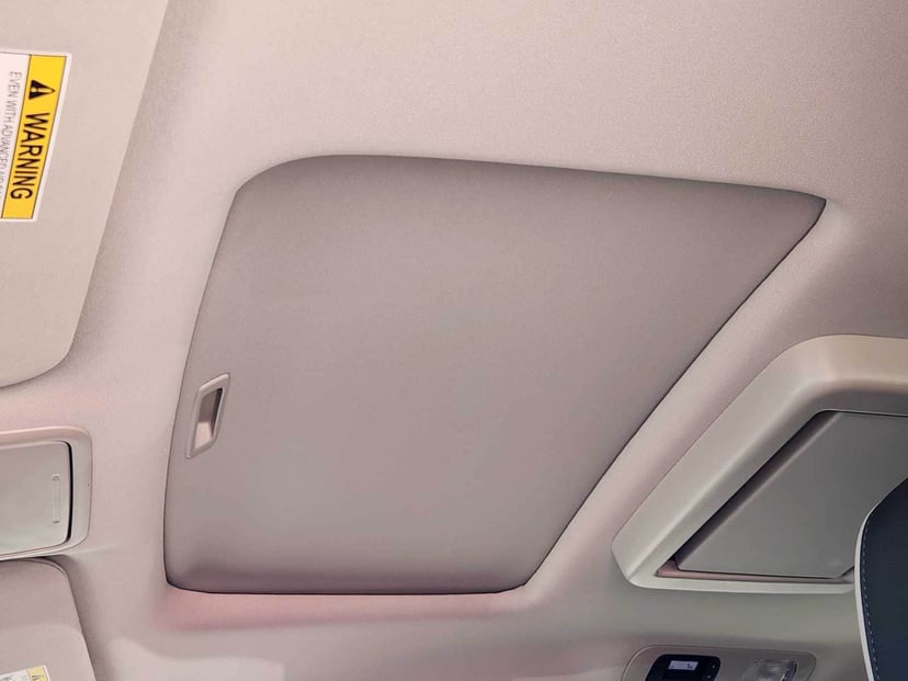 2026 Honda Odyssey - Image 21